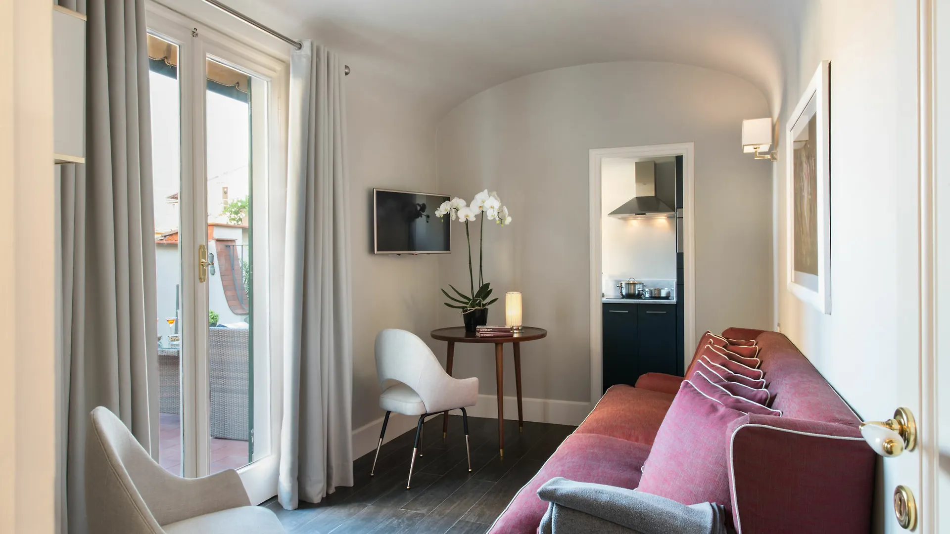 פירנצה Tornabuoni Suites Collection Residenza D'Epoca מלון דירות